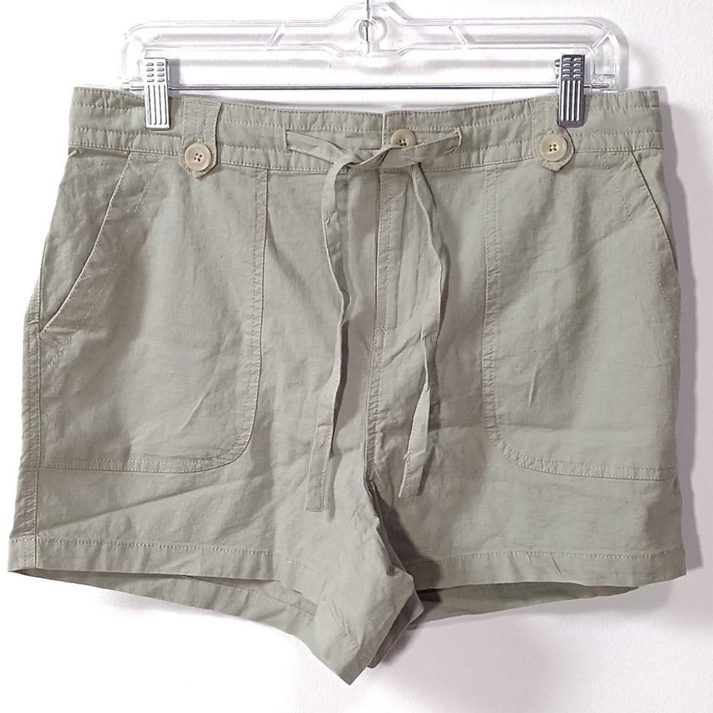 Torrid 5 Inch Pull-On Linen Blend Mid-Rise Short in Seagrass Size 10 NWT